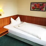 Hollenstedter Hof Gasthof 3*